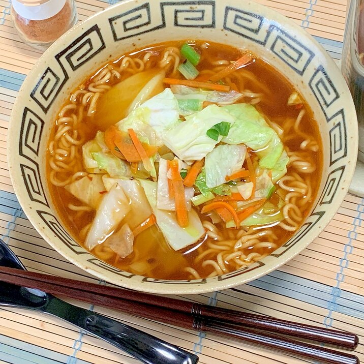 お野菜ざざざと炒めてどかして茹でてドタバタラーメン